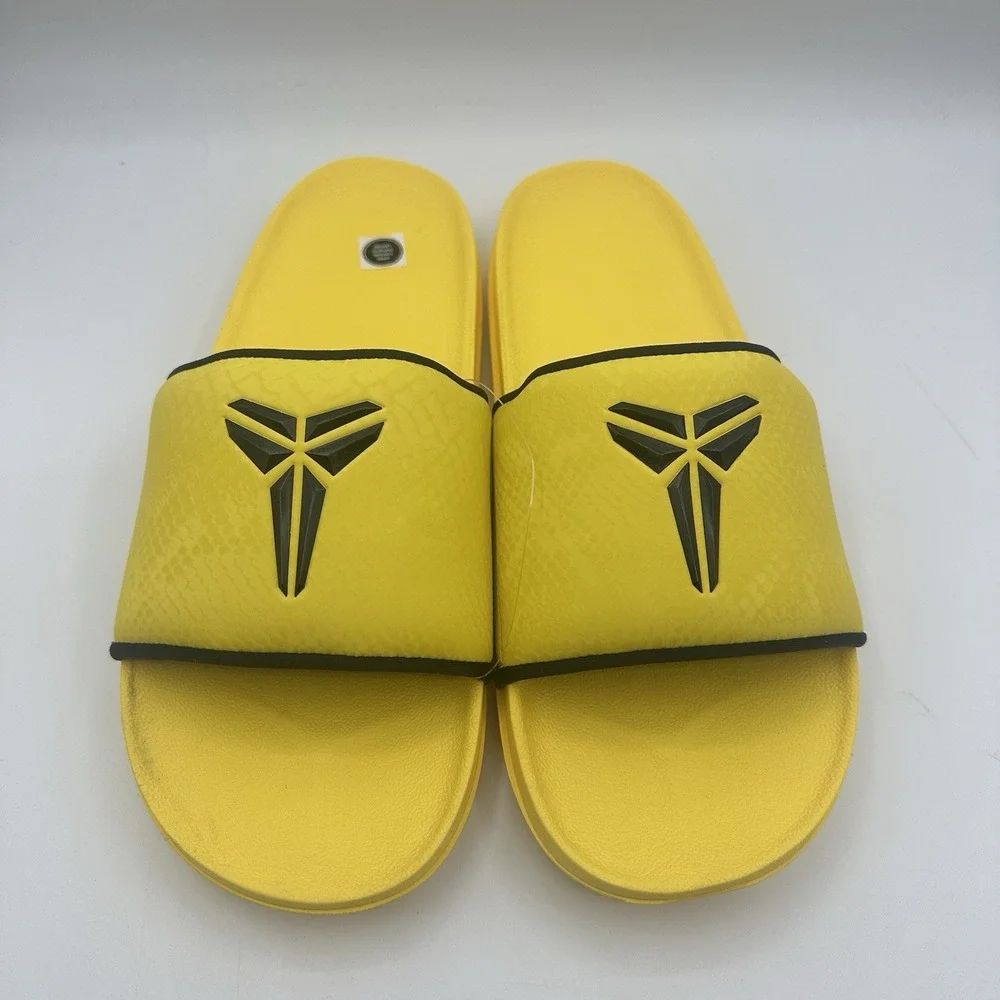 Nike Kobe Offcourt‎ Slide Mens 11 Lightning Yellow/Black Sandals IF2870-700